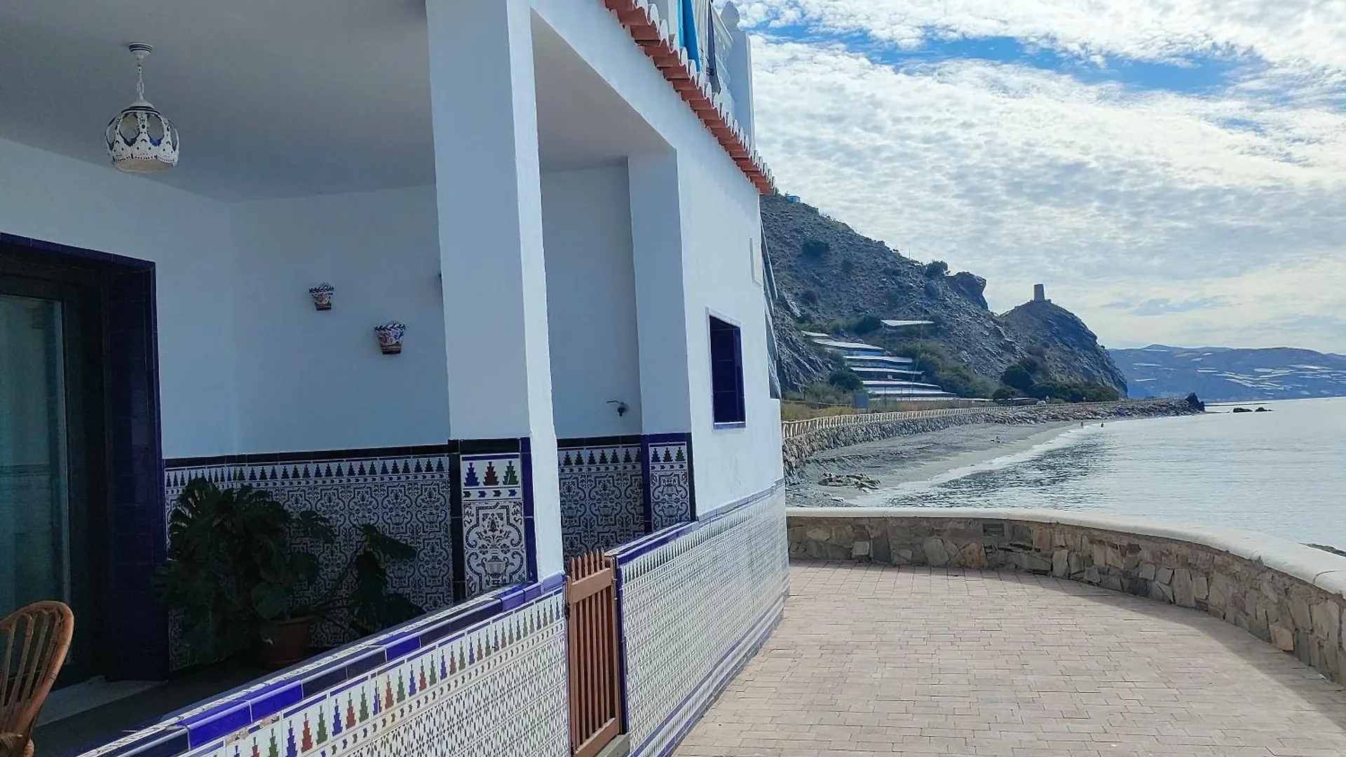 Seafront Homes Castillo de Banos