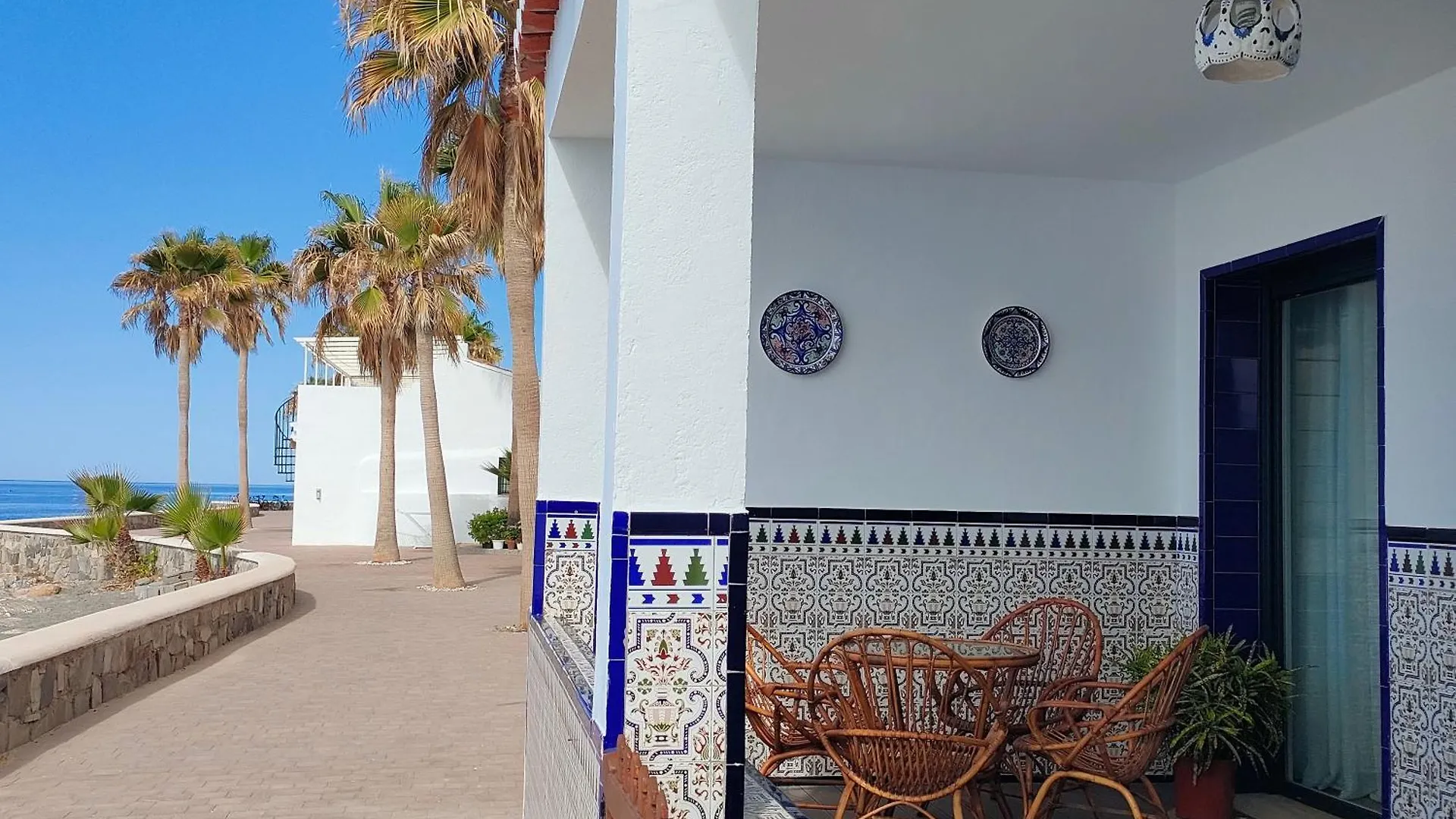 Apartment Seafront Homes Castillo de Banos
